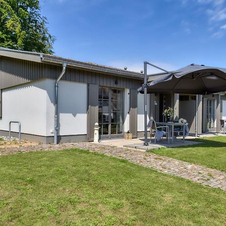 Ferienhaus Frische Brise 33 Feriendorf Klein Stresow Ruegen Apartamento Putbus Exterior foto